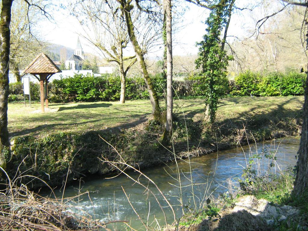 Chambres D'Hotes Au Pere Louis Labastide-du-Vert Exterior photo